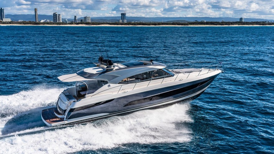 Picture of: Riviera  Sport Yacht Platinum Edition, Seattle Vereinigte
