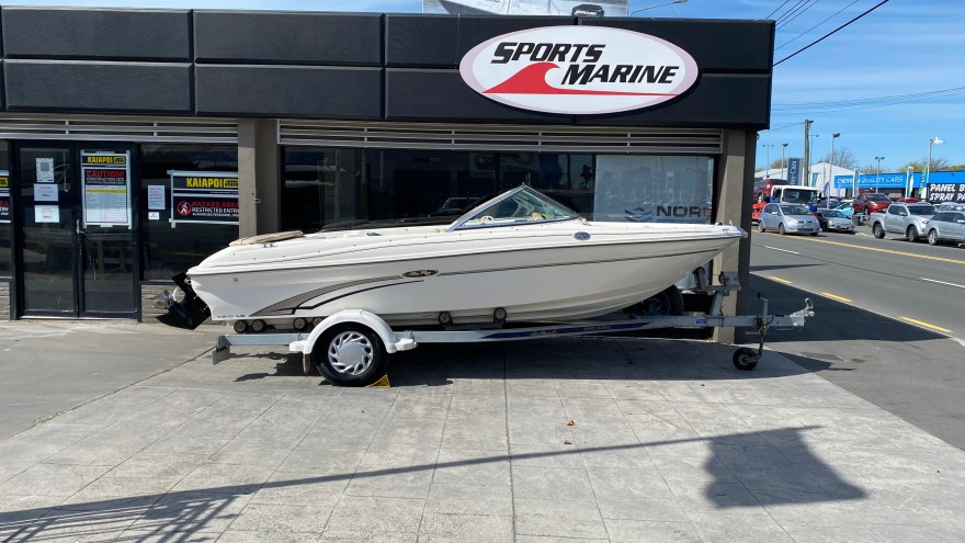 Picture of: Sea Ray   Sports Marine