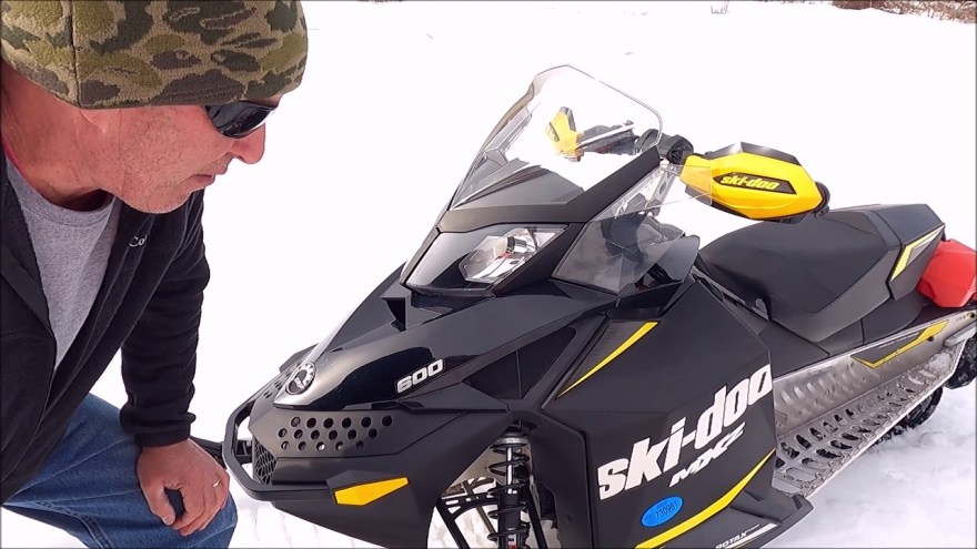 Picture of: 🚩❄ SKI-DOO MX Z SPORT  CARB REVIEW + GAS TANK + TUNNEL BAG    YEARS OF OWNERSHIP