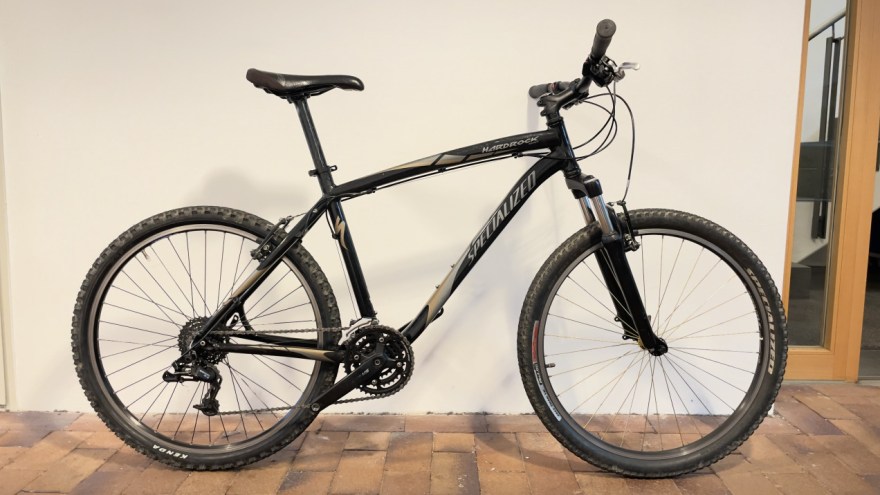 Picture of: Specialized Hardrock Sport gebraucht kaufen l  buycycle