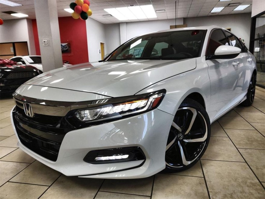 Picture of: Honda Accord Sport