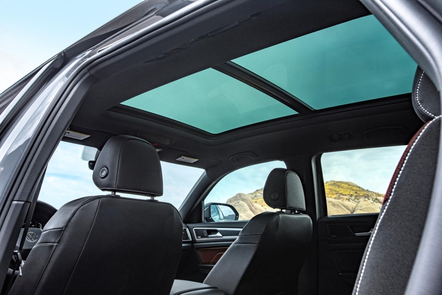 Picture of: Volkswagen Atlas Cross Sport Interior Dimensions: Seating